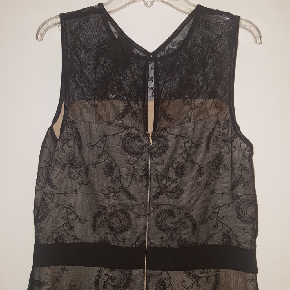 Dress - Picture 5 of 7